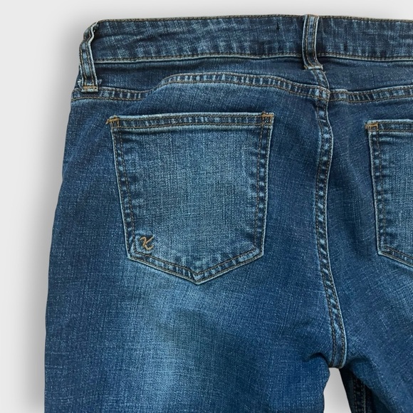 Kut from the Kloth Catherine Boyfriend Distressed Dark Wash Denim Jeans Size 6 - Picture 8 of 14